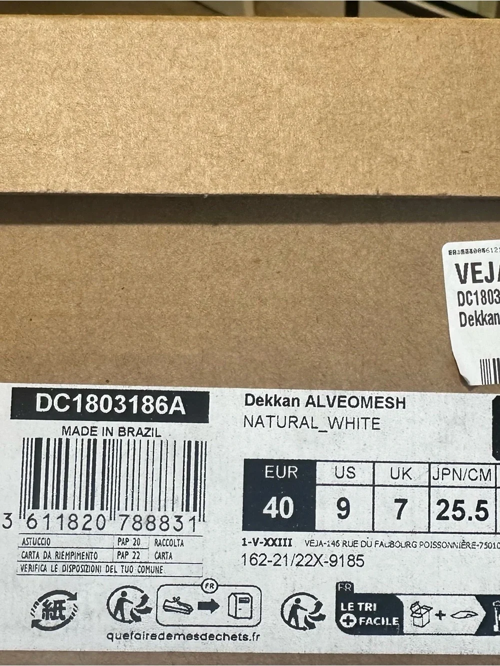 Veja Dekkan Sneakers in Cream with Multicolor Accents - Picture 4 of 4